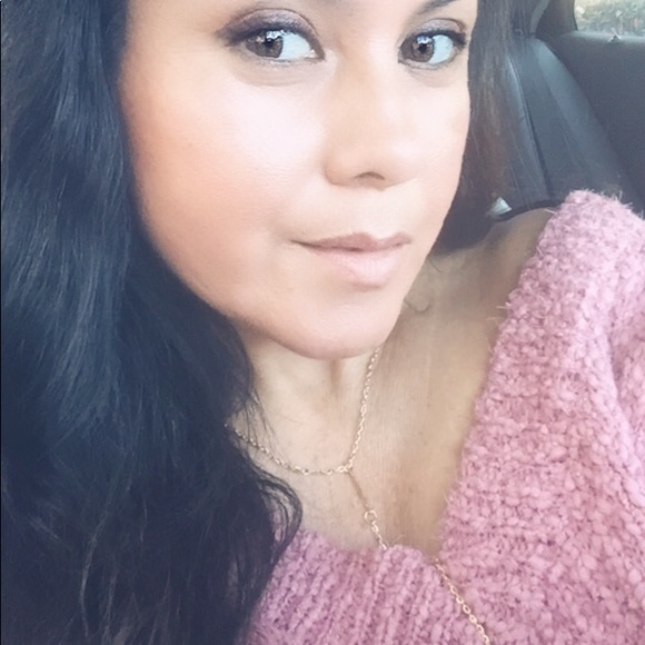 Meet your Posher, Abby - Picture 1 of 1